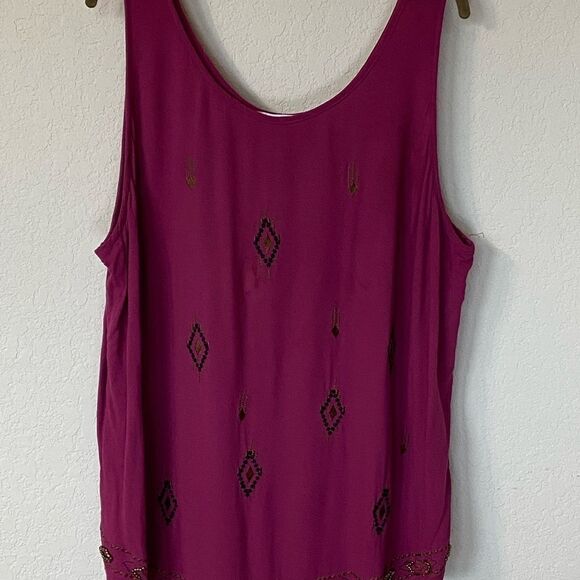 Maurices Sleeveless Tank - Picture 2 of 10